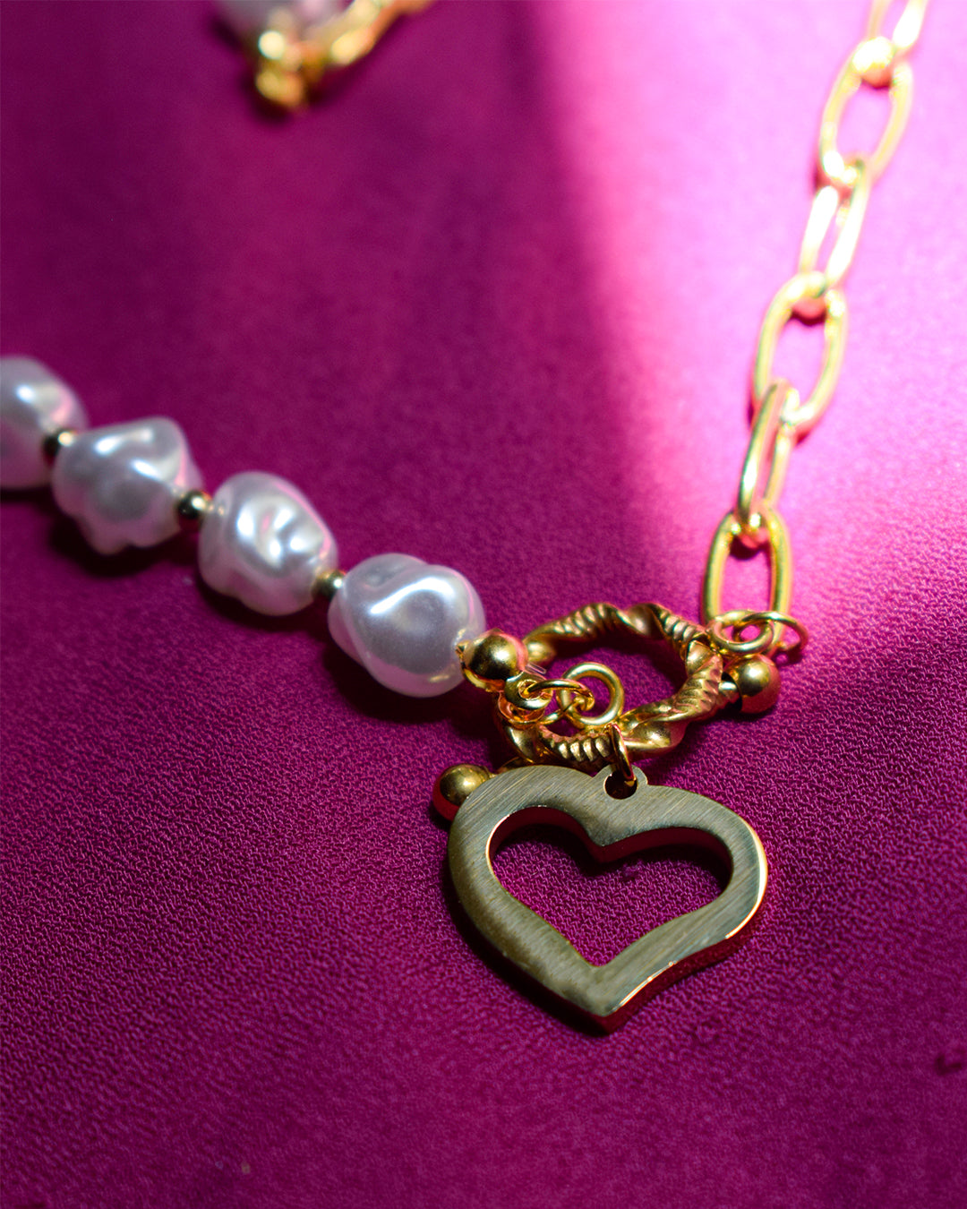 Gold-Tone Heart Pendant Necklace with Pearl Beads – Imitation Jewelry